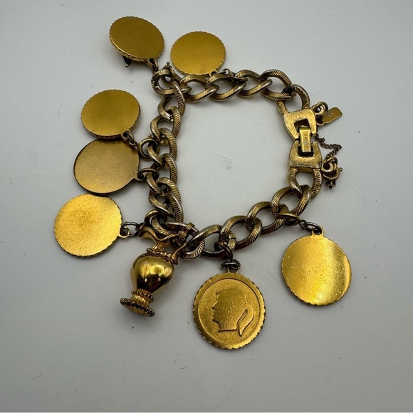 Vintage Monet Gold Tone Charm Bracelet with 9 Charms Easter Star Safety Chain - Picture 4 of 8